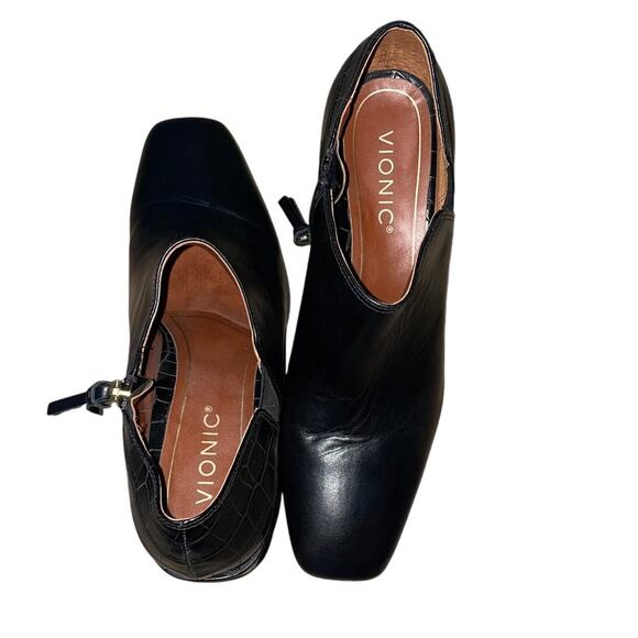 Vionic Linda Black Leather Croc Embossed Detail Ankle Heeled Bootie Size 8 - Picture 7 of 10